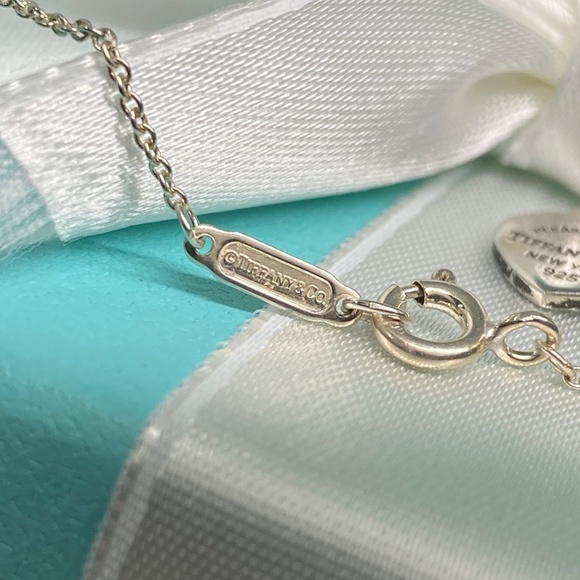 Tiffany & Co double heart RTT necklace 16” blue enamel w/ Box - Picture 3 of 8